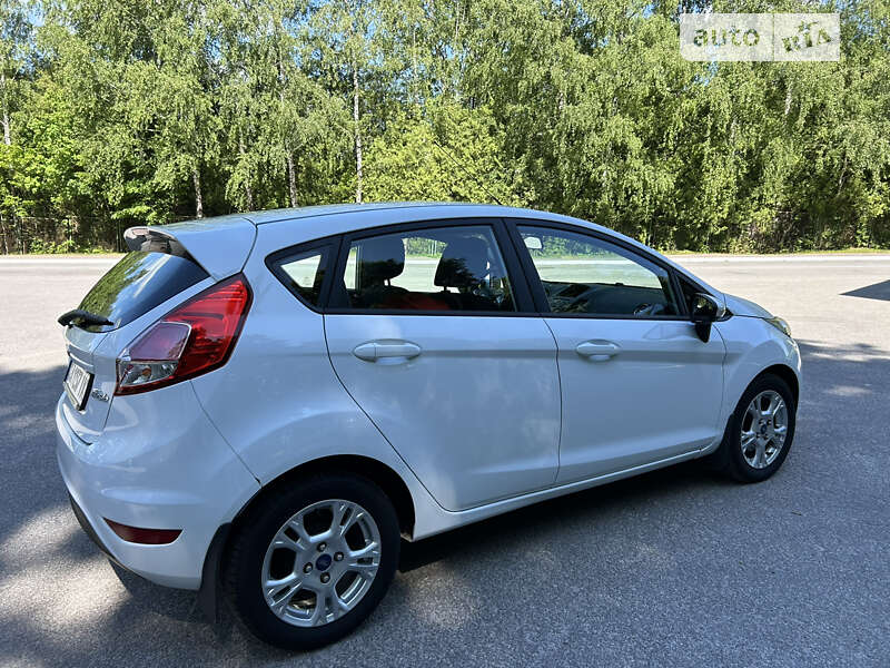 2016 ford fiesta
