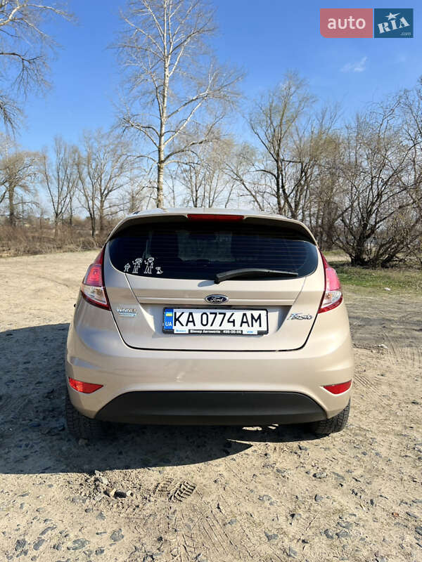 2016 ford fiesta