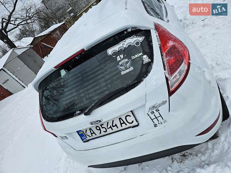 2016 ford fiesta