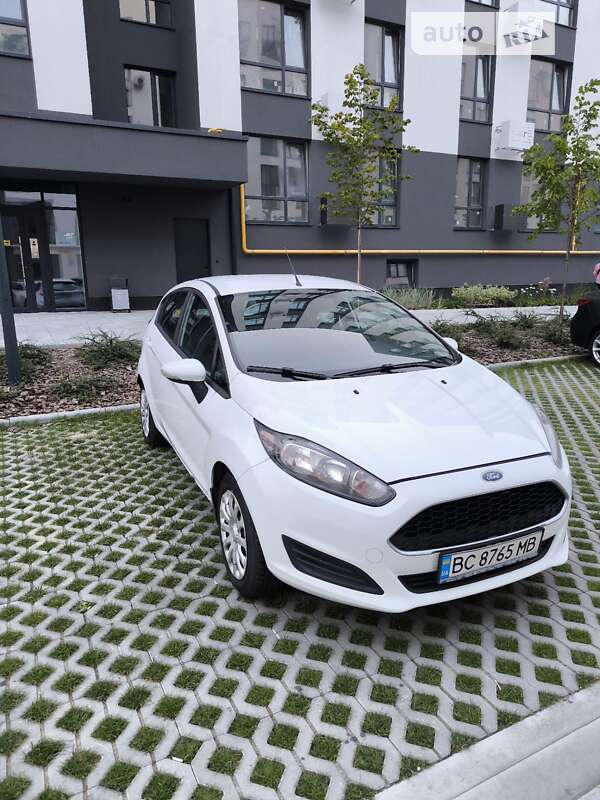 2016 ford fiesta