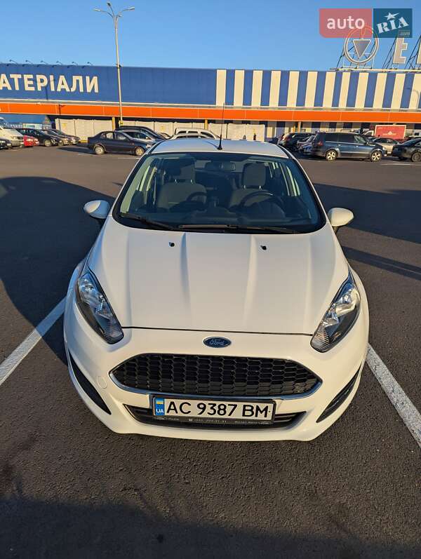 2016 ford fiesta