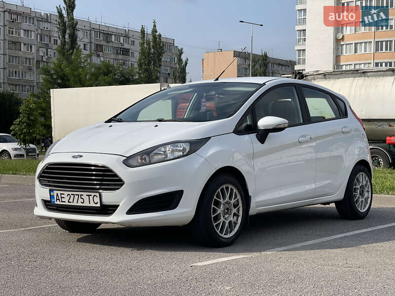2016 ford fiesta