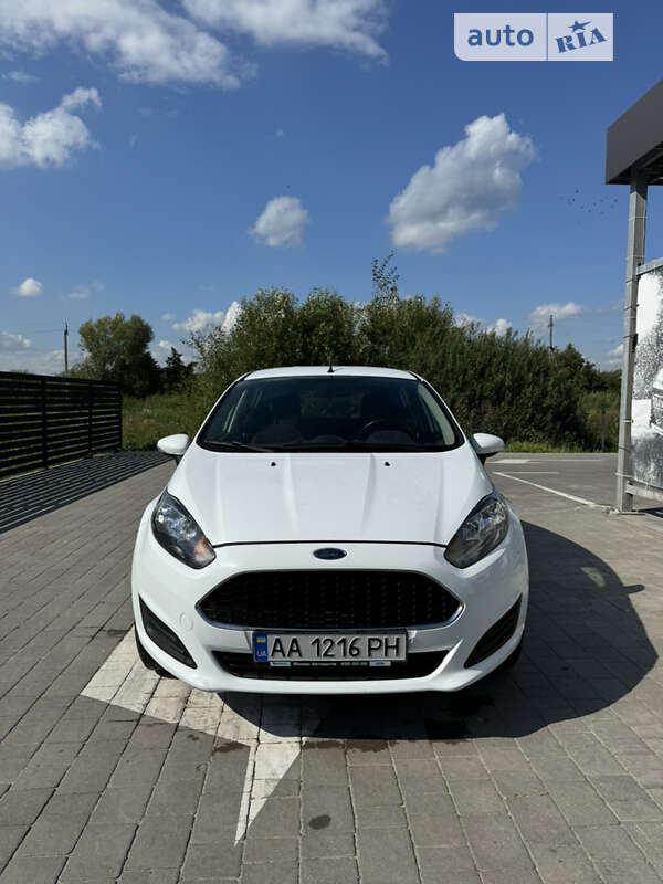 2017 ford fiesta