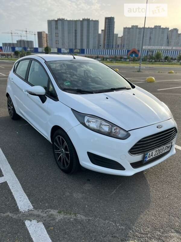 2017 ford fiesta
