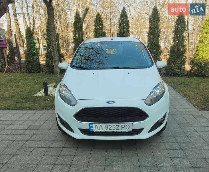 2017 ford fiesta