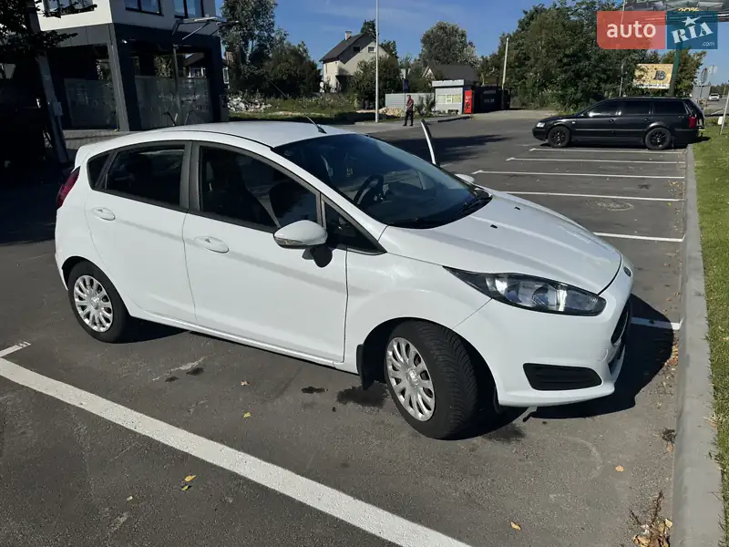 2017 ford fiesta