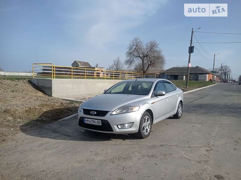 2010 ford mondeo