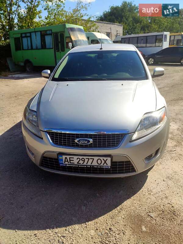 2010 ford mondeo