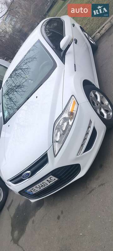 2011 ford mondeo