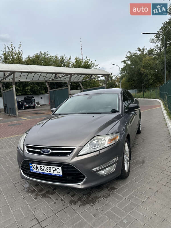 2011 ford mondeo