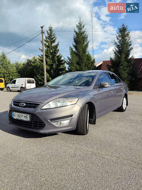 2011 ford mondeo