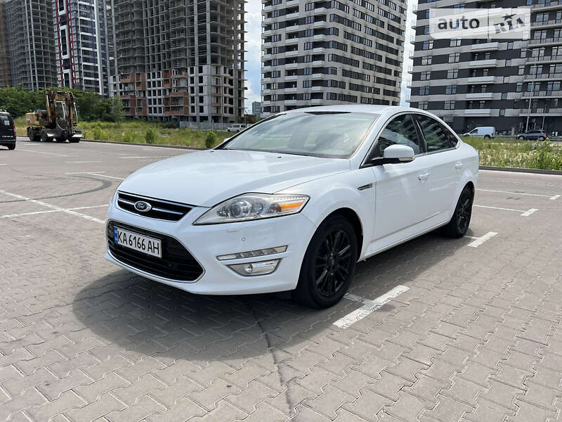 2011 ford mondeo