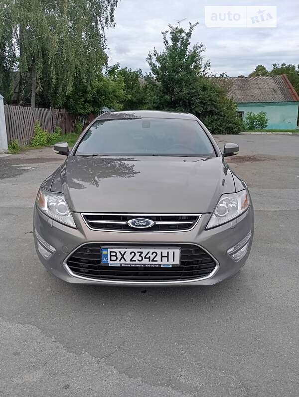 2011 ford mondeo