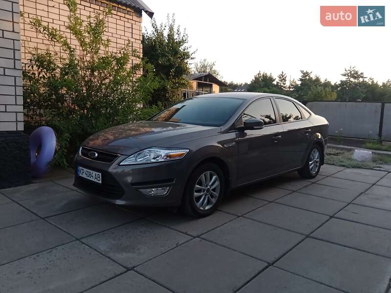2011 ford mondeo