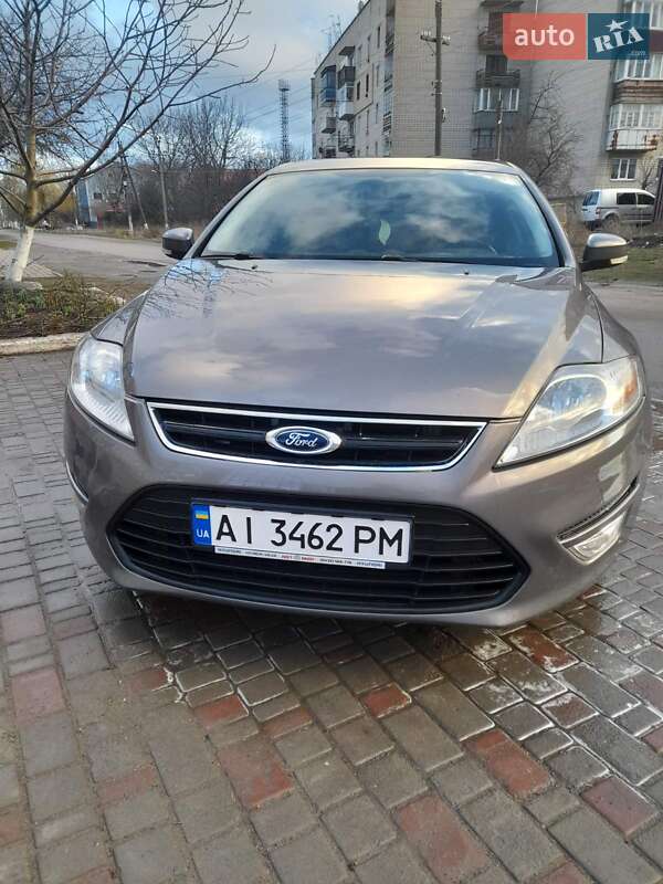 2011 ford mondeo