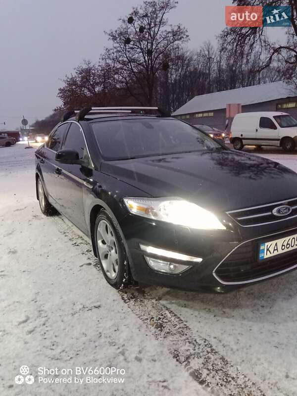 2011 ford mondeo