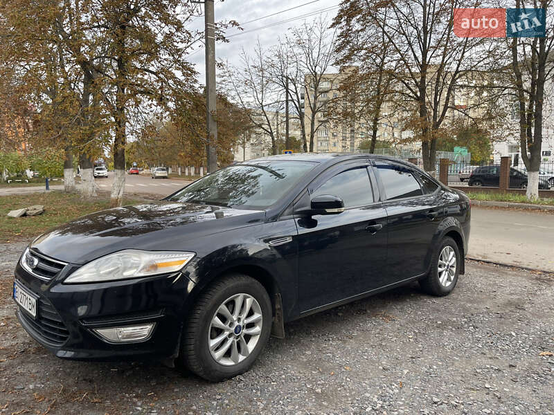 2011 ford mondeo
