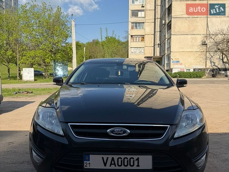 2012 ford mondeo