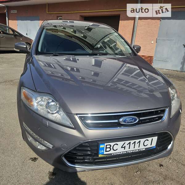 2013 ford mondeo