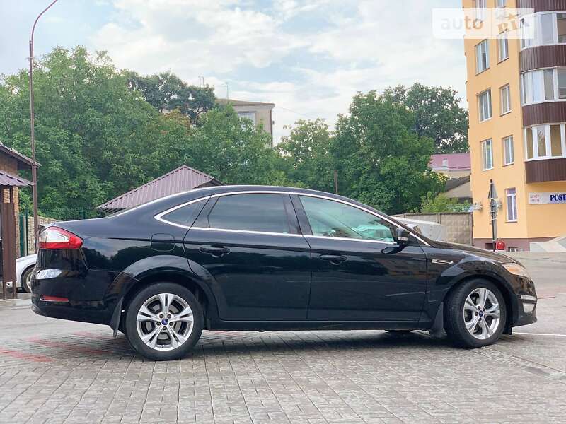 2013 ford mondeo