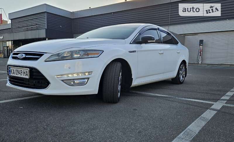 2013 ford mondeo