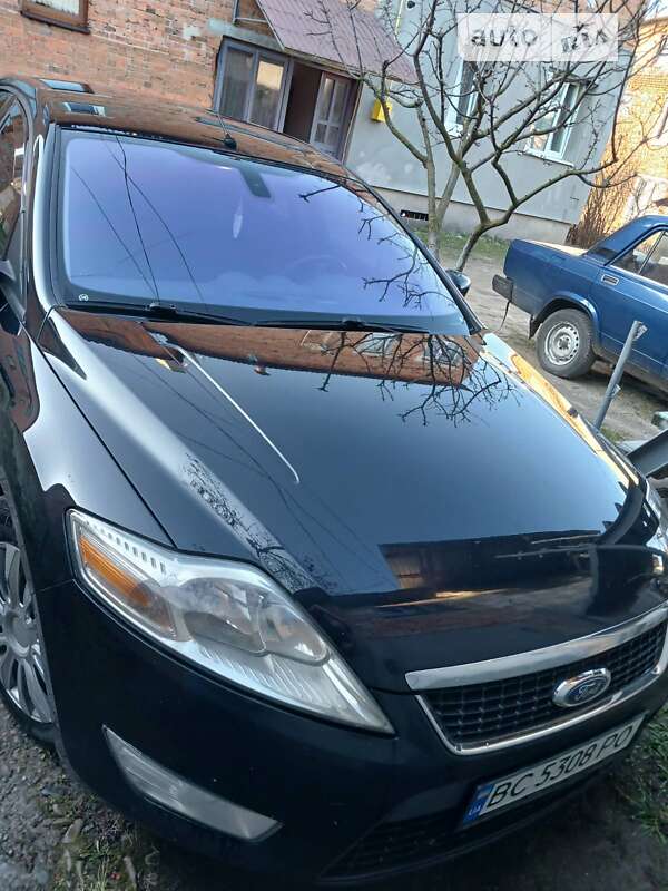 2010 ford mondeo