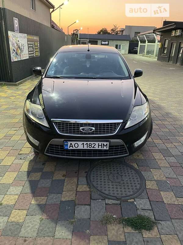 2010 ford mondeo