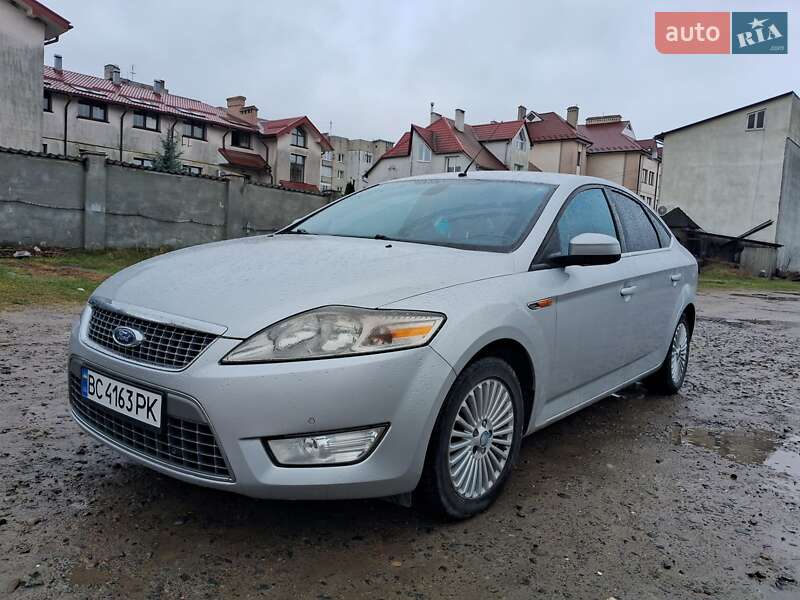 2010 ford mondeo