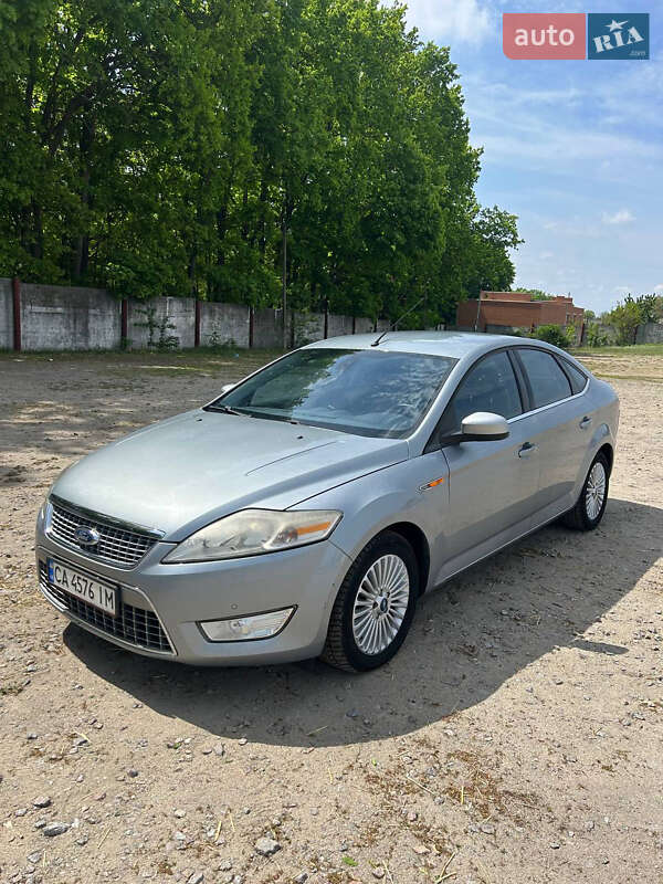 2010 ford mondeo