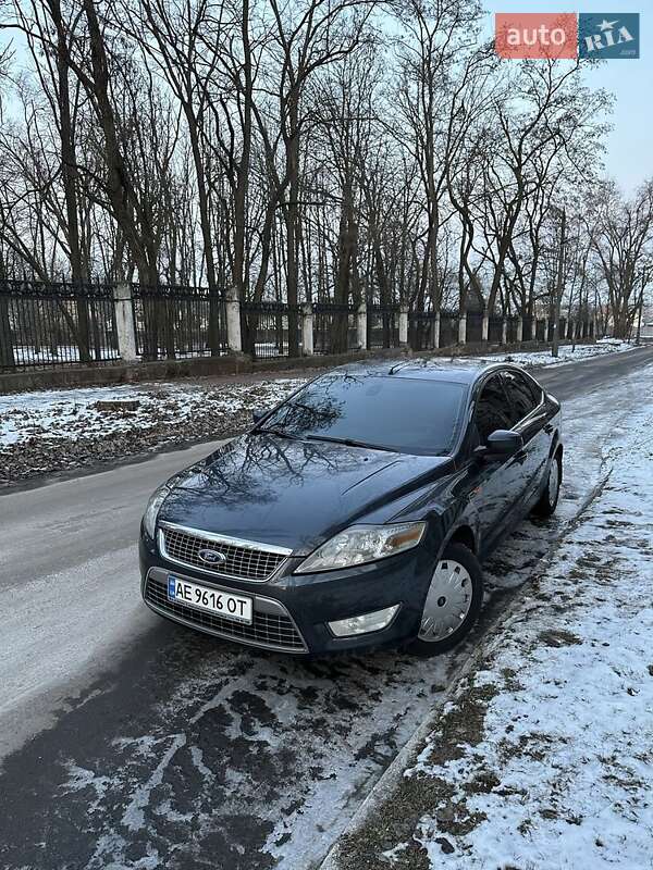 2010 ford mondeo