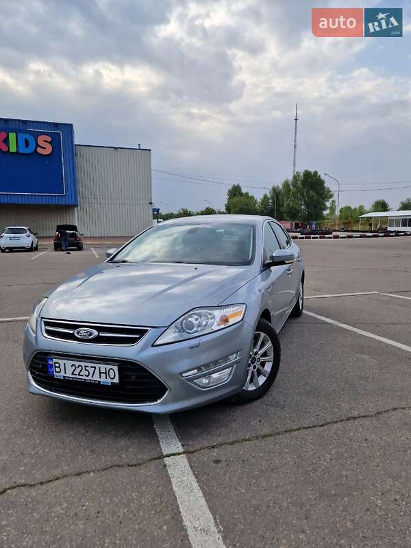 2011 ford mondeo