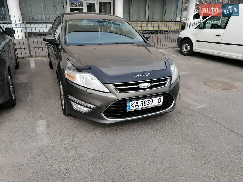 2011 ford mondeo