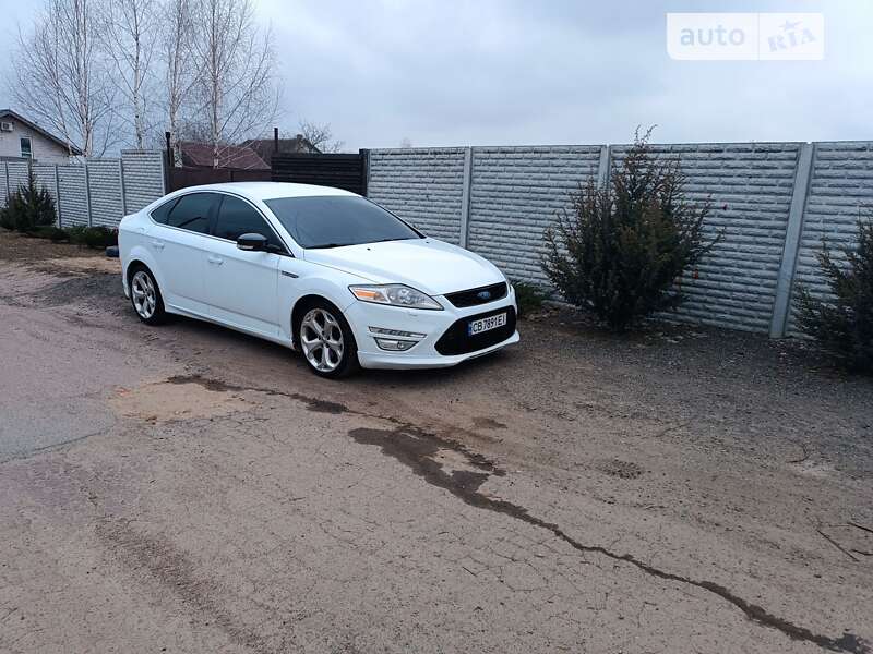 2011 ford mondeo