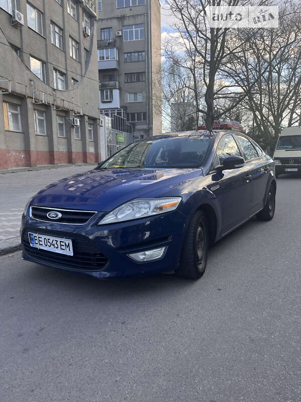 2012 ford mondeo