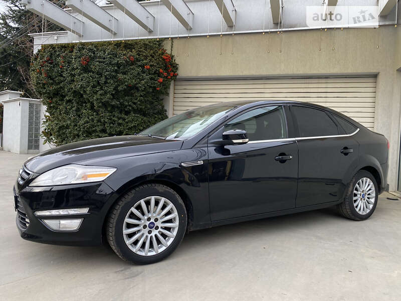 2013 ford mondeo