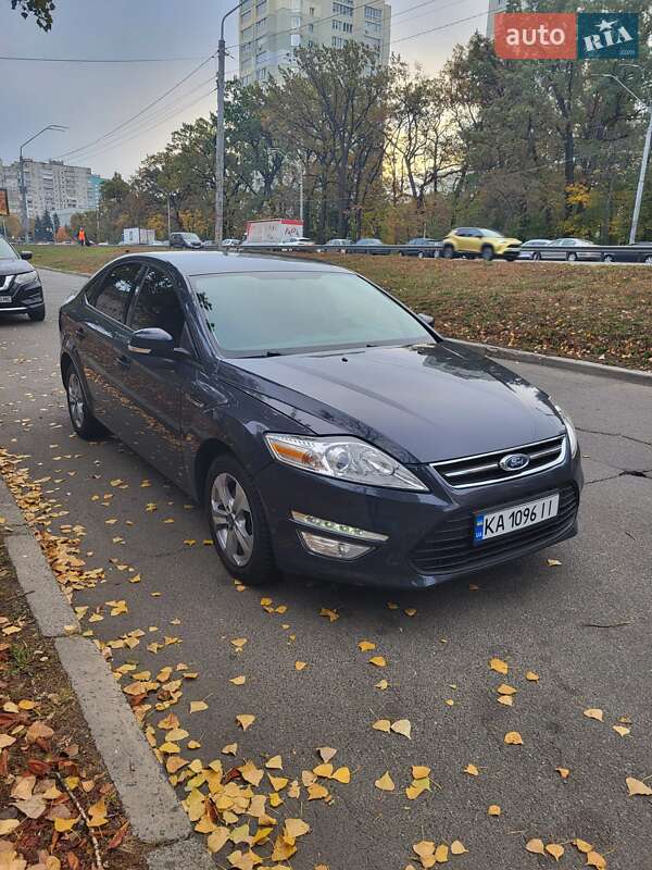 2013 ford mondeo