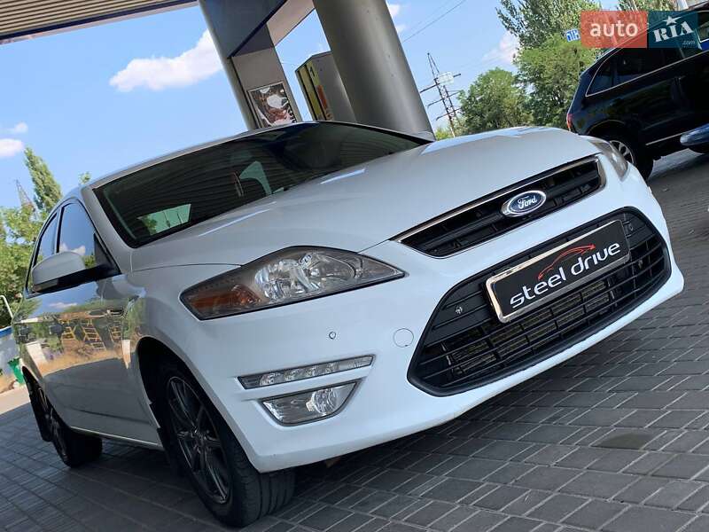 2013 ford mondeo