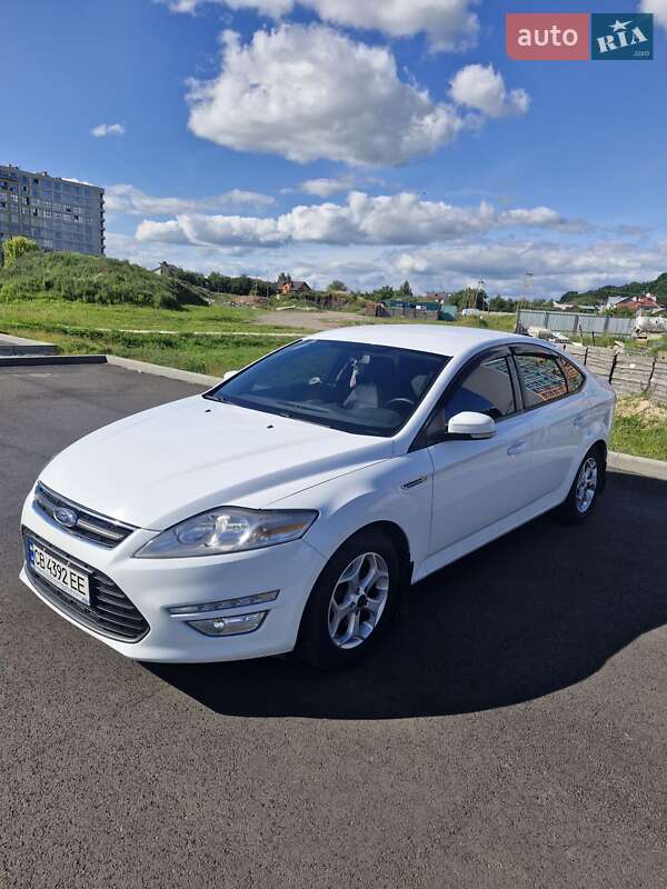 2013 ford mondeo