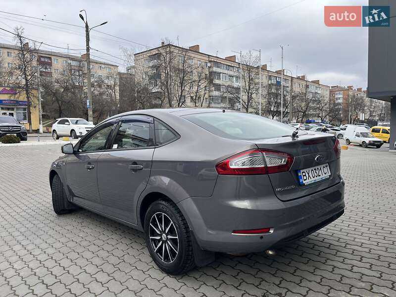2013 ford mondeo