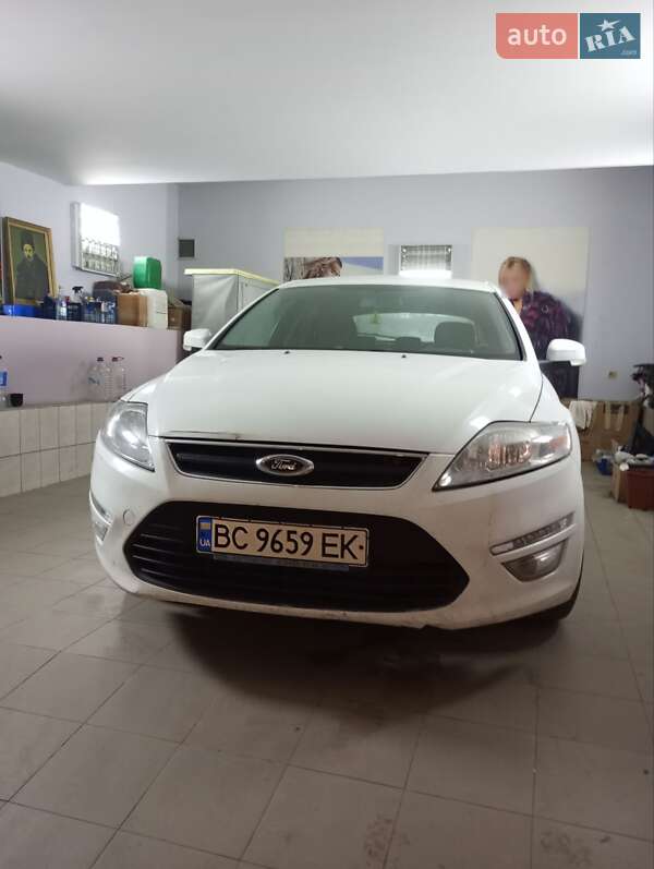 2014 ford mondeo