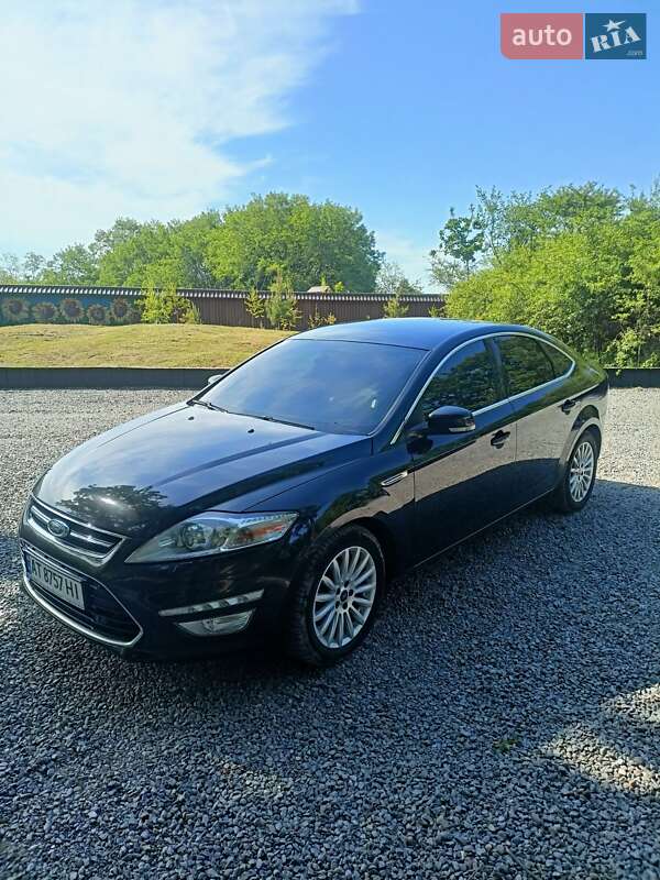2014 ford mondeo