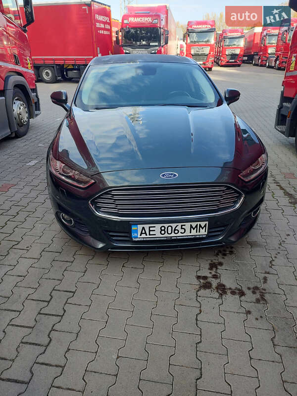 2015 ford mondeo