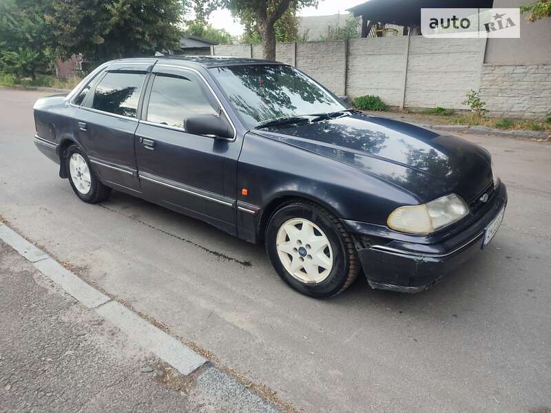 1990 ford scorpio