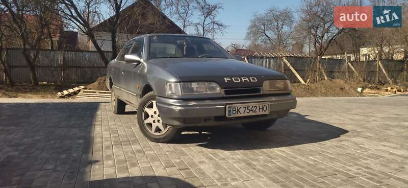 1990 ford scorpio