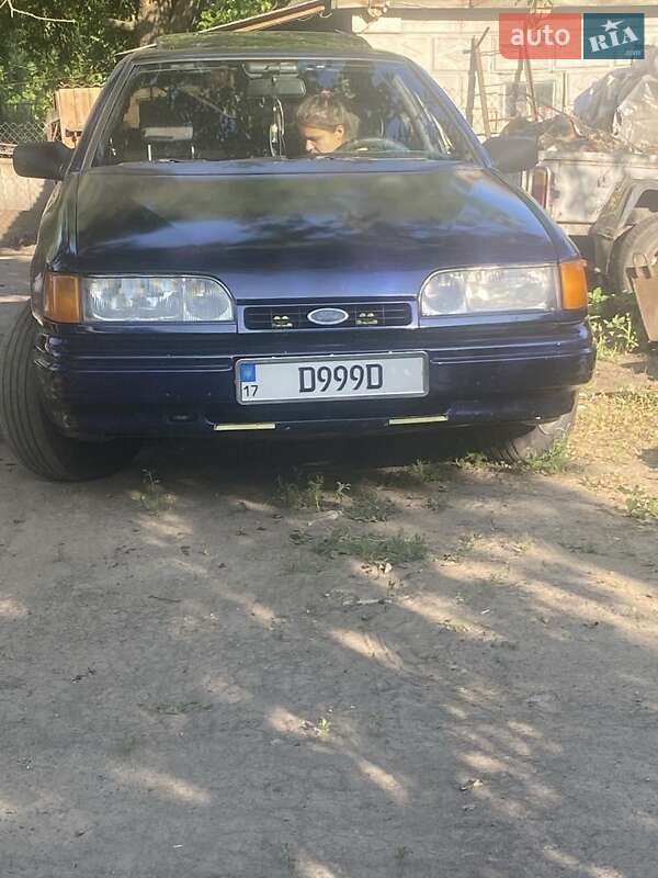 1990 ford scorpio