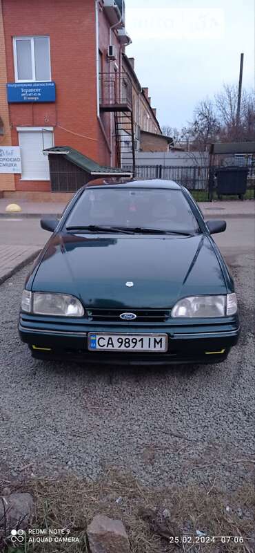 1992 ford scorpio