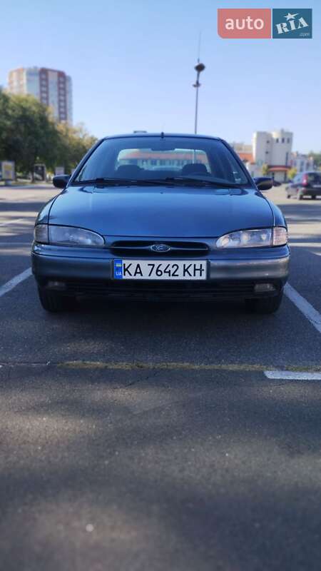 1993 ford mondeo