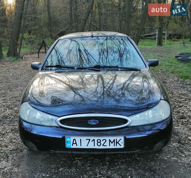 1996 ford mondeo