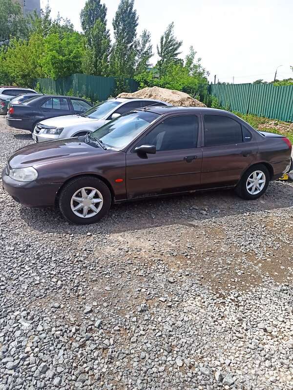 1997 ford mondeo