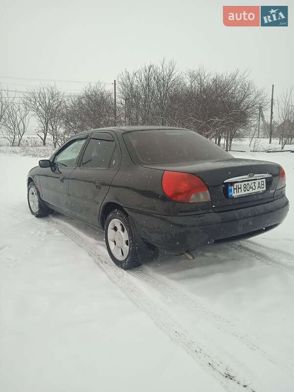 2000 ford mondeo